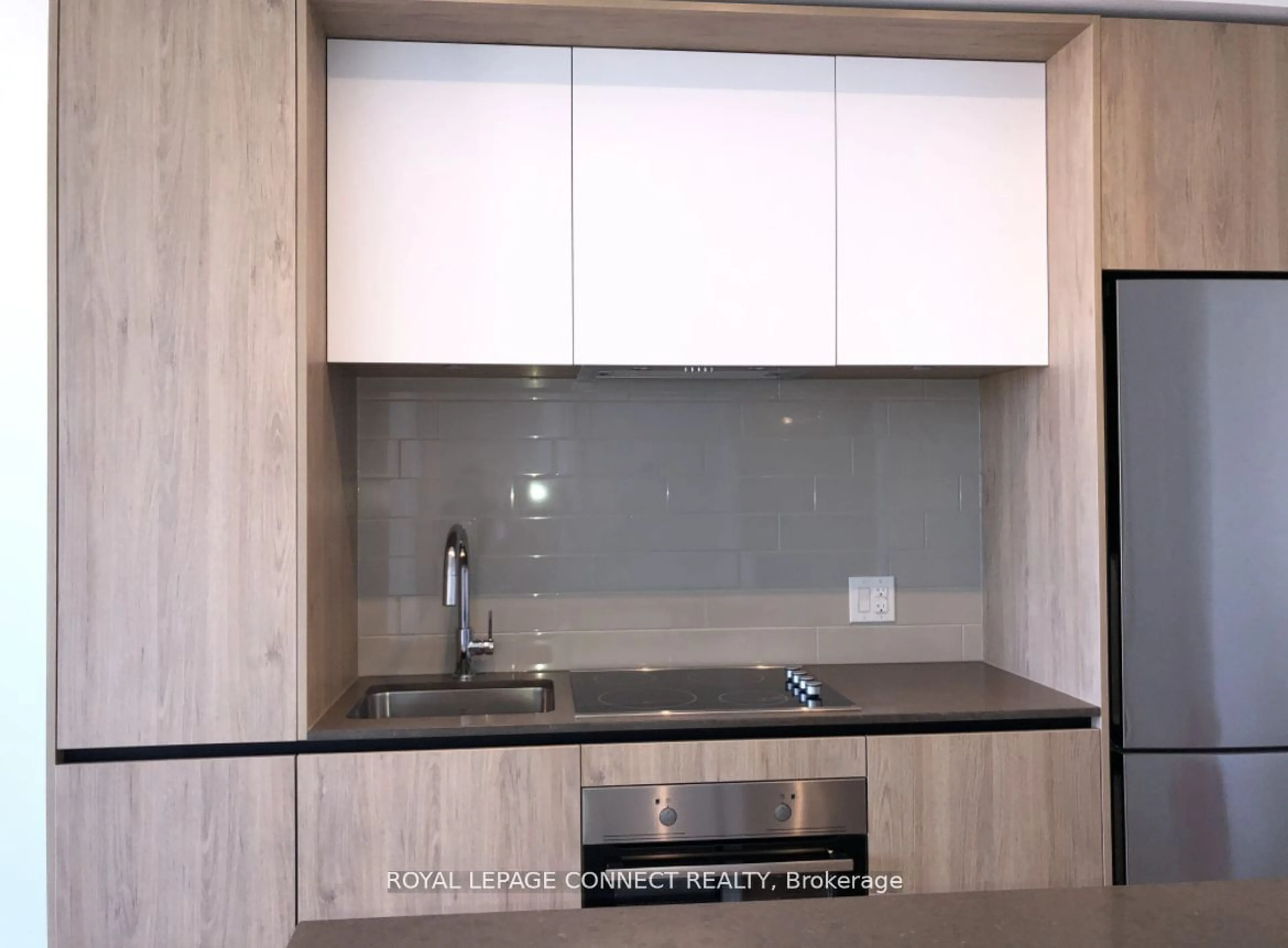 Standard kitchen, wood/laminate floor for 225 Sumach St #2301, Toronto Ontario M5A 0P8