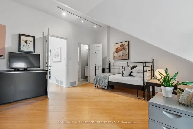 Additional property image - 457 Sackville St