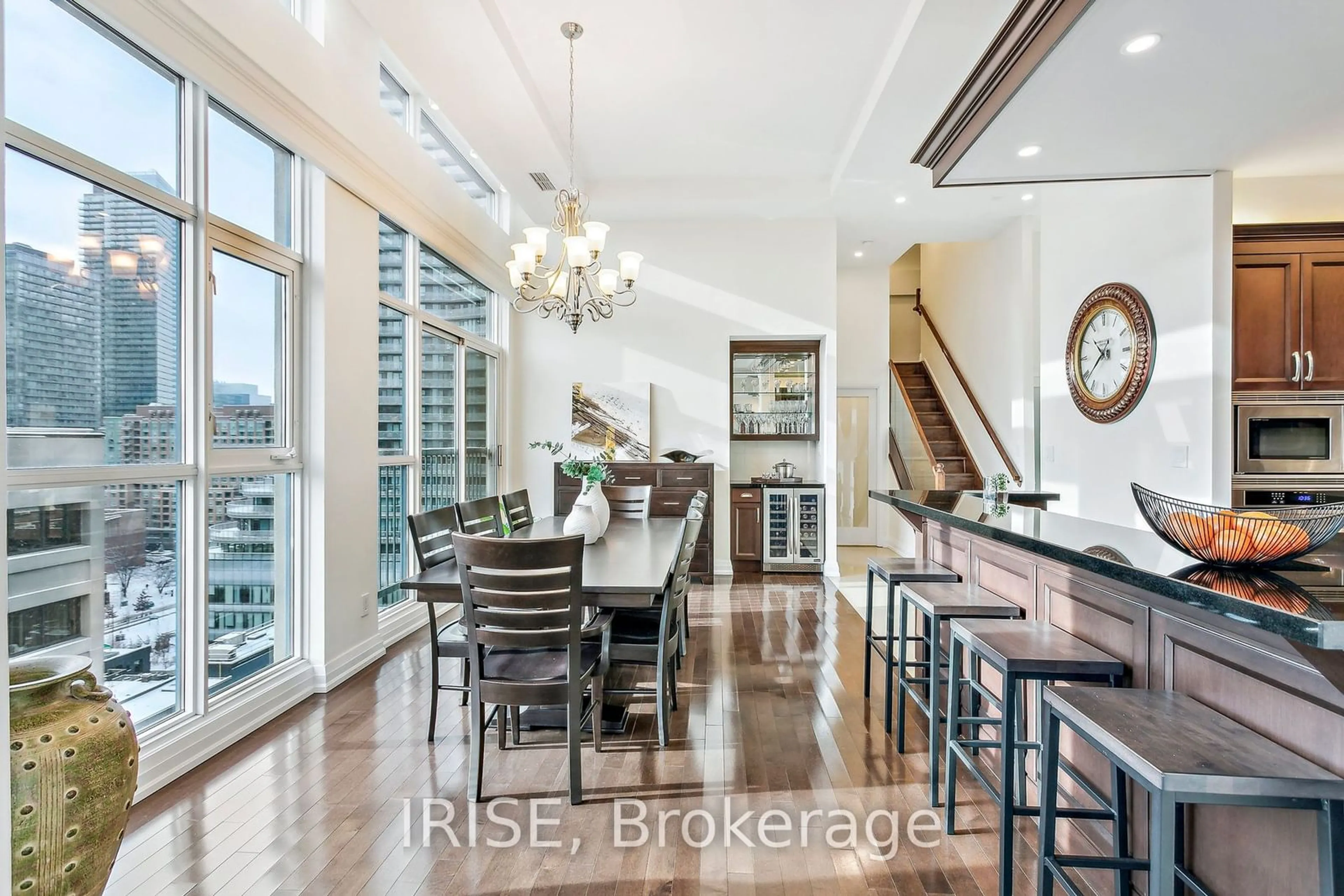 Open concept kitchen, unknown for 8 Wellesley St #Ph1, Toronto Ontario M4Y 3B2