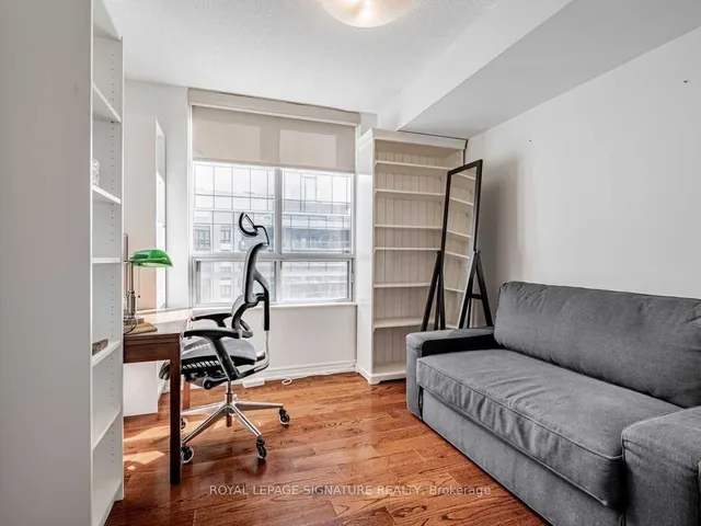 Additional property image - 30 Grand Trunk Cres Unit 3906