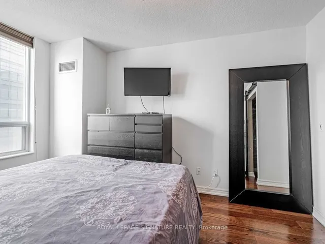 Additional property image - 30 Grand Trunk Cres Unit 3906