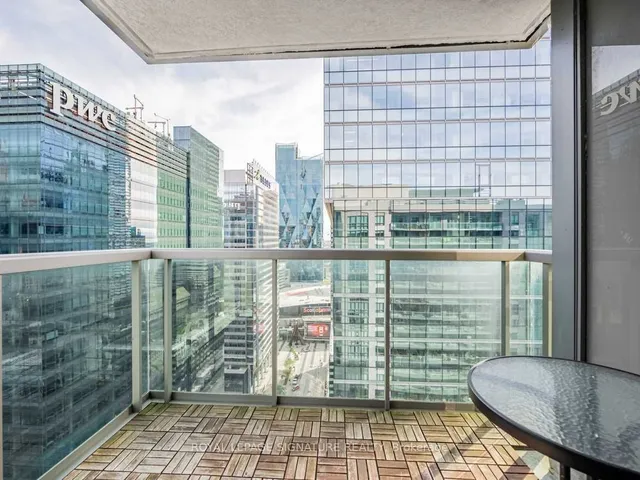 Additional property image - 30 Grand Trunk Cres Unit 3906