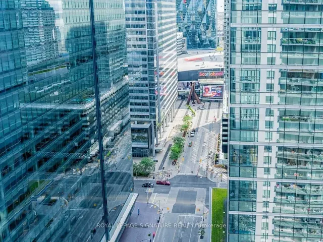 Additional property image - 30 Grand Trunk Cres Unit 3906