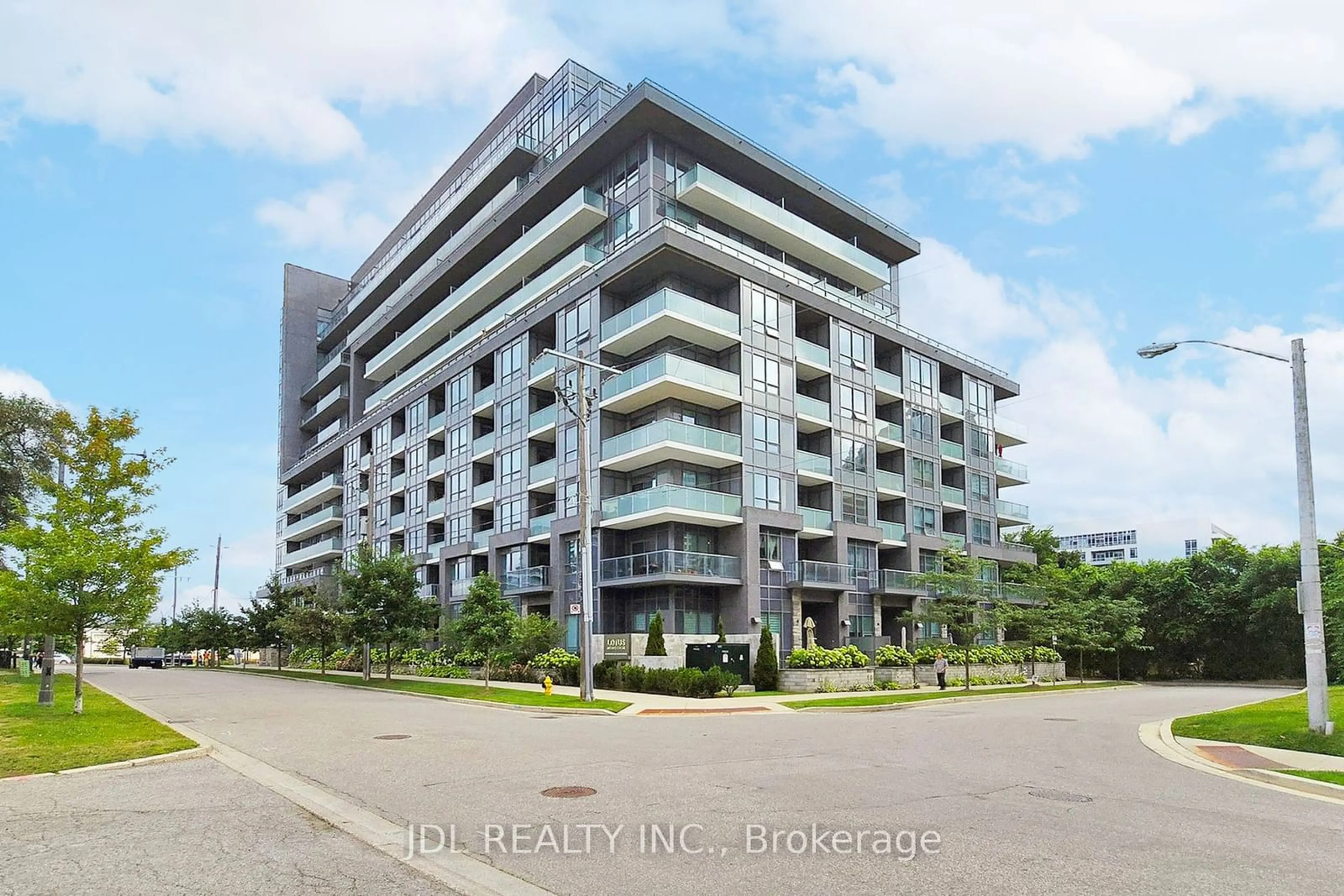 Indoor foyer for 7 Kenaston Gdns #217, Toronto Ontario M2K 1G7