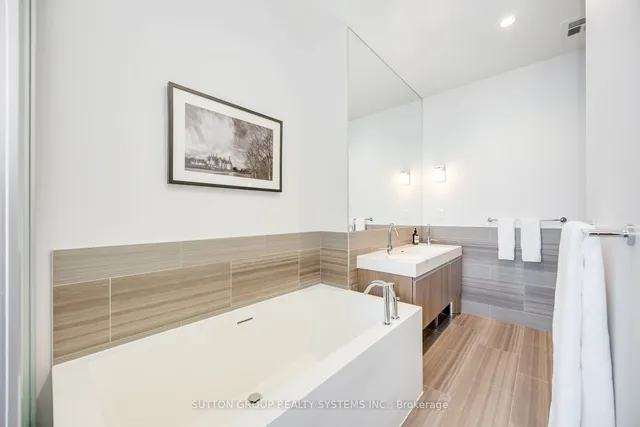 Additional property image - 390 Cherry St Unit 3504