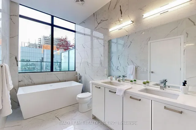 Additional property image - 55 Ontario St Unit 2502