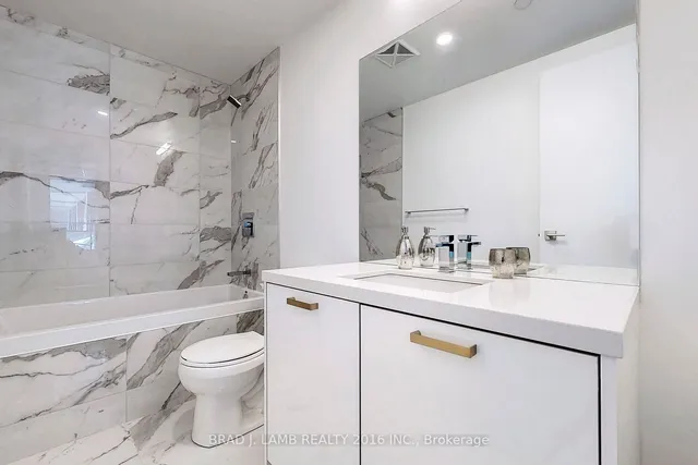 Additional property image - 55 Ontario St Unit 609