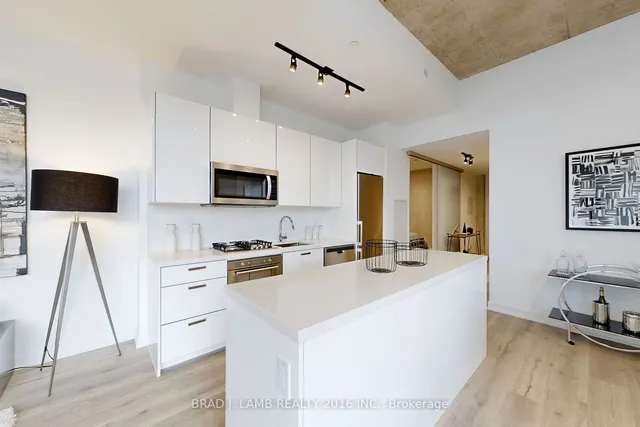 Additional property image - 55 Ontario St Unit 816