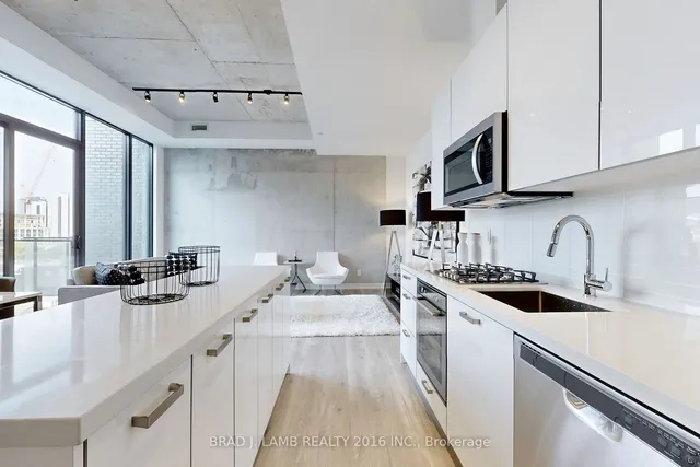 Additional property image - 55 Ontario St Unit 816