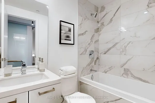 Additional property image - 55 Ontario St Unit 816