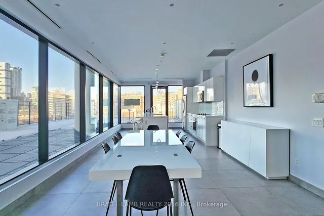 Additional property image - 55 Ontario St Unit 816