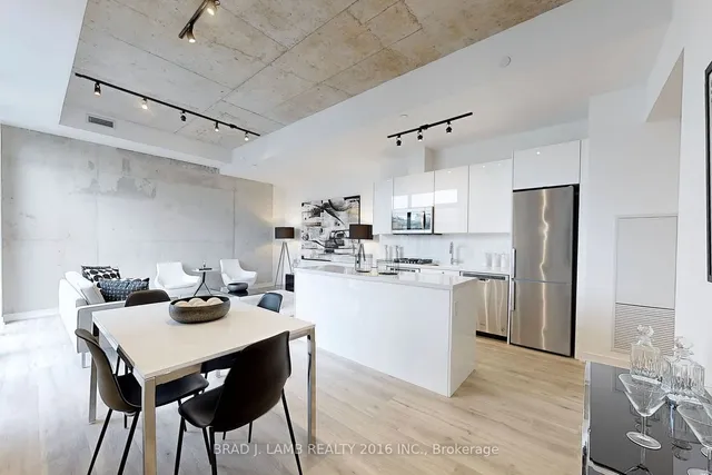Additional property image - 55 Ontario St Unit 816