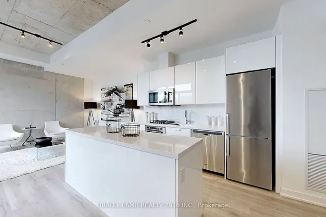 Additional property image - 55 Ontario St Unit 816