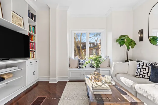 Additional property image - 184 Macpherson Ave