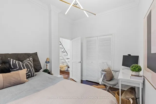 Additional property image - 184 Macpherson Ave