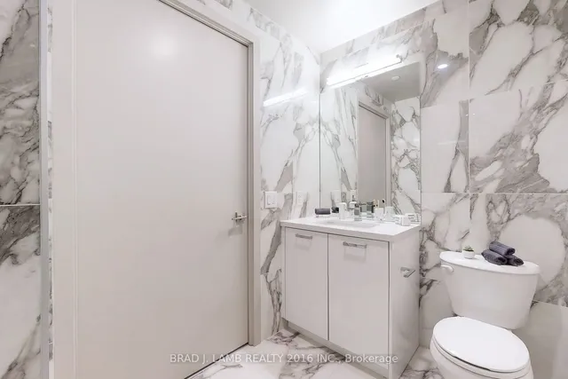 Additional property image - 195 McCaul St Unit 1014