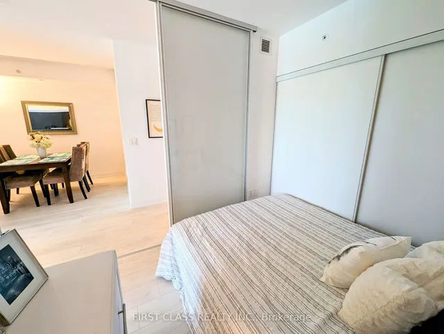 Additional property image - 31 Tippett Rd Unit 411