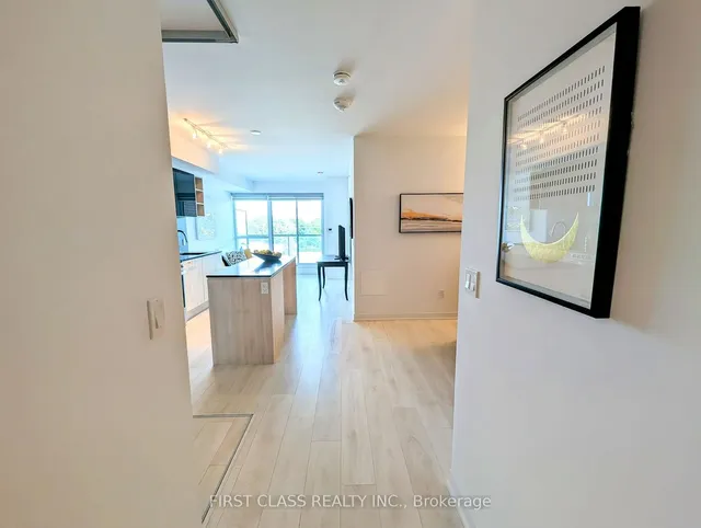 Additional property image - 31 Tippett Rd Unit 411