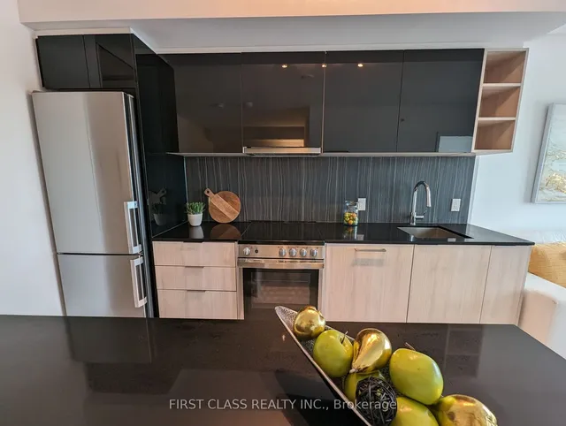Additional property image - 31 Tippett Rd Unit 411