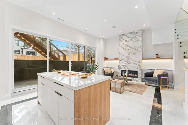 Property image - 153 B Parkview Ave