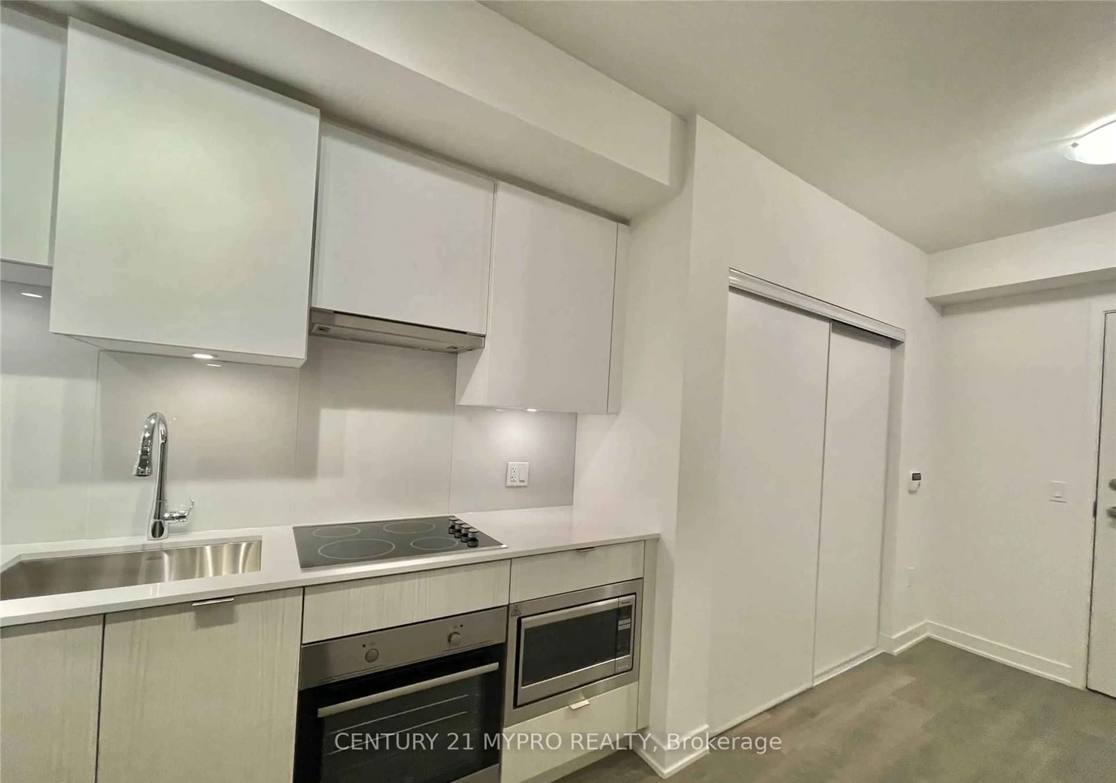 Standard kitchen, unknown for 195 Redpath Ave #3107, Toronto Ontario M4P 0E4