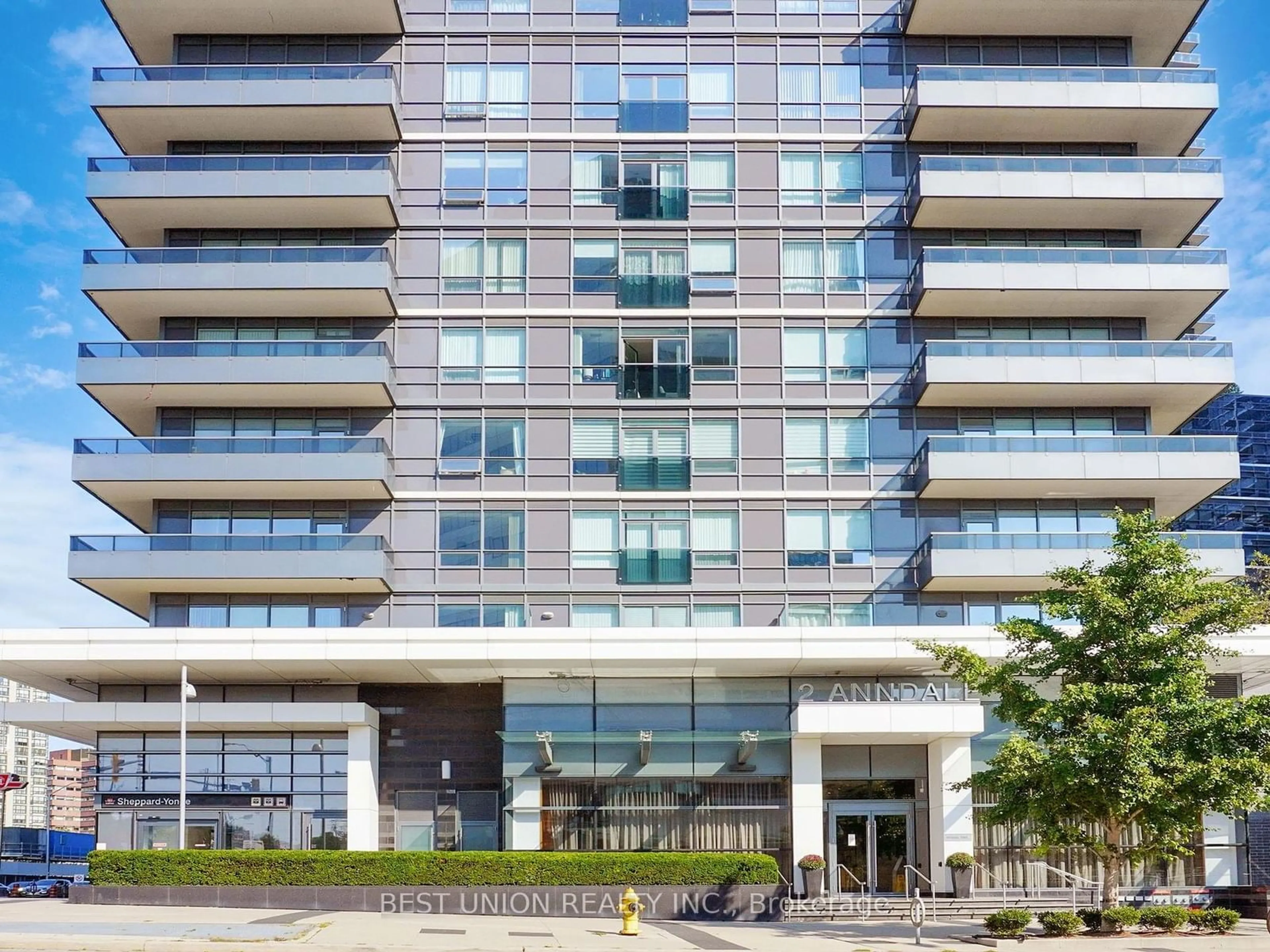 Indoor foyer for 2 Anndale Dr #506, Toronto Ontario M2N 0G5