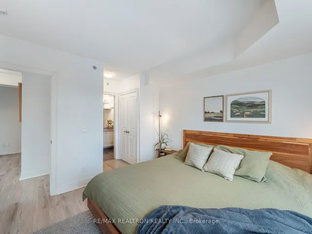 Additional property image - 701 Sheppard Ave Unit 238