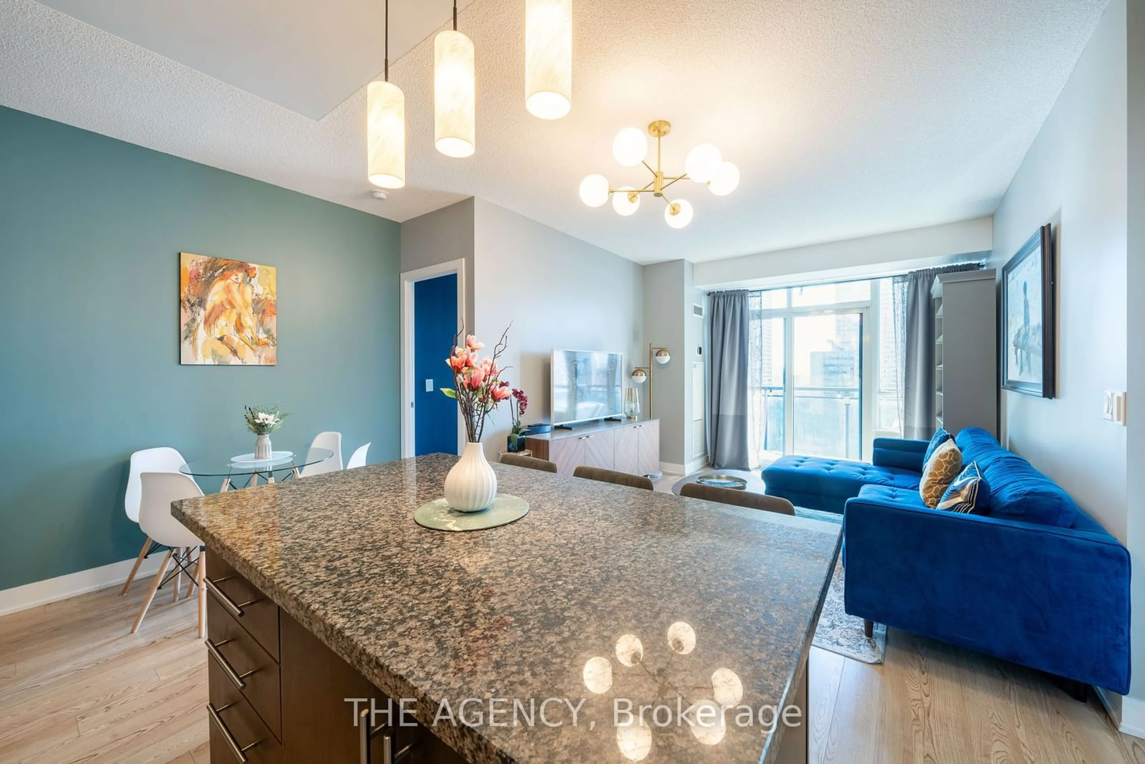 Open concept kitchen, unknown for 28 Linden St #905, Toronto Ontario M4Y 0A4