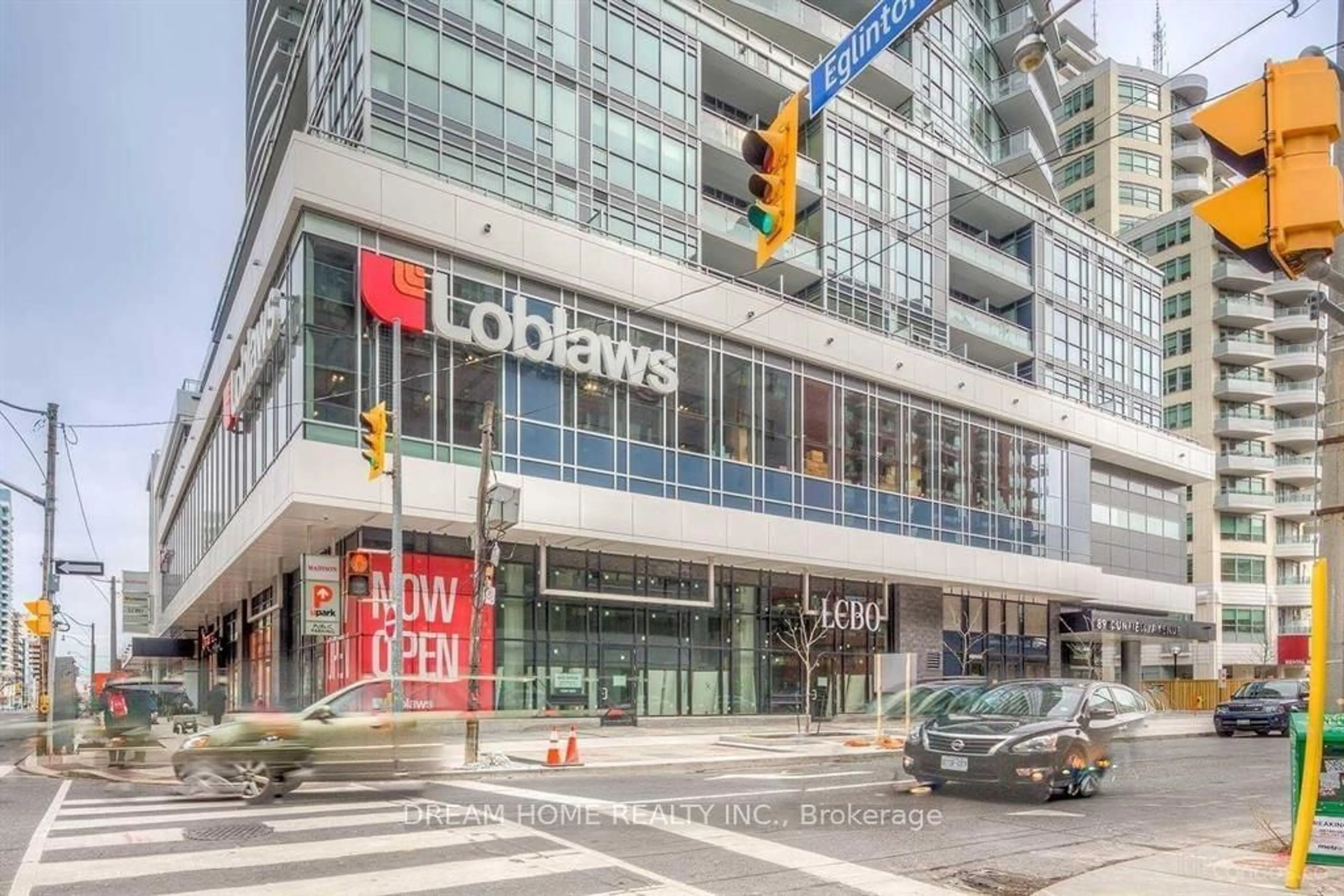 Lobby for 89 Dunfield Ave #629, Toronto Ontario M4S 0A4