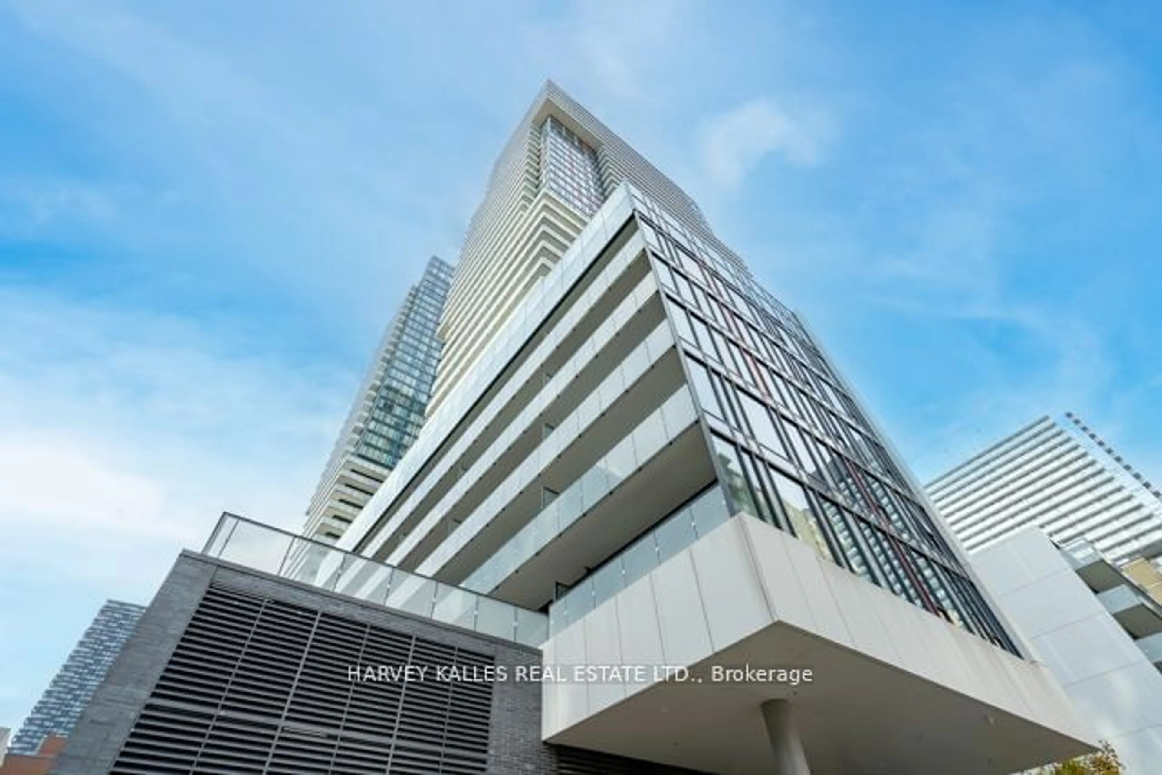 Indoor foyer for 185 Roehampton Ave #3201, Toronto Ontario M4P 0C6