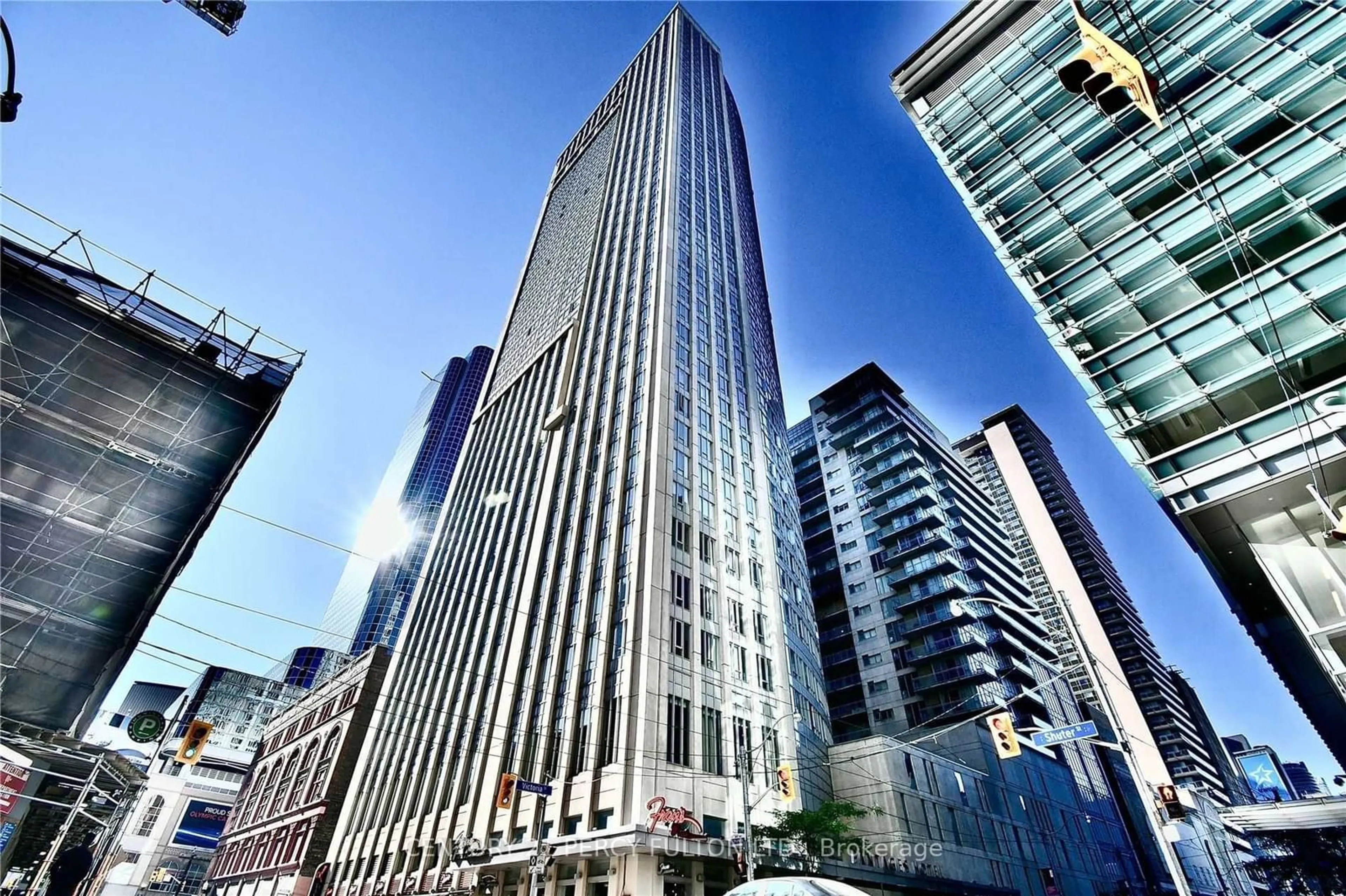 Indoor foyer for 210 Victoria St #2411, Toronto Ontario M5B 2R3