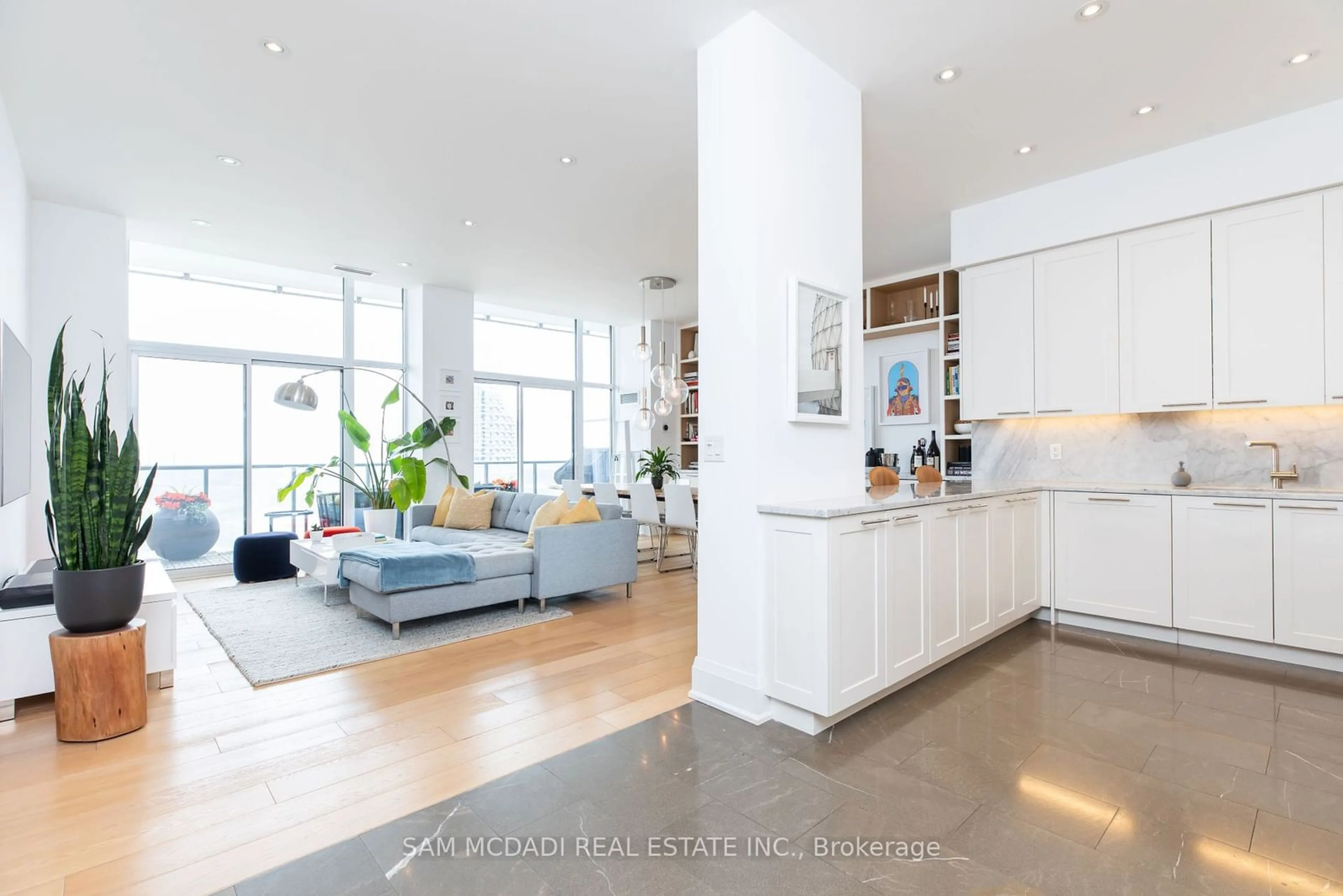 Open concept kitchen, unknown for 1 Market St #3204, Toronto Ontario M5E 0A2