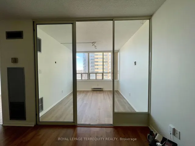 Additional property image - 30 Greenfield Ave Unit 1105