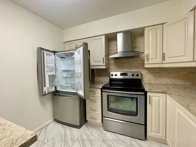 Additional property image - 30 Greenfield Ave Unit 1105