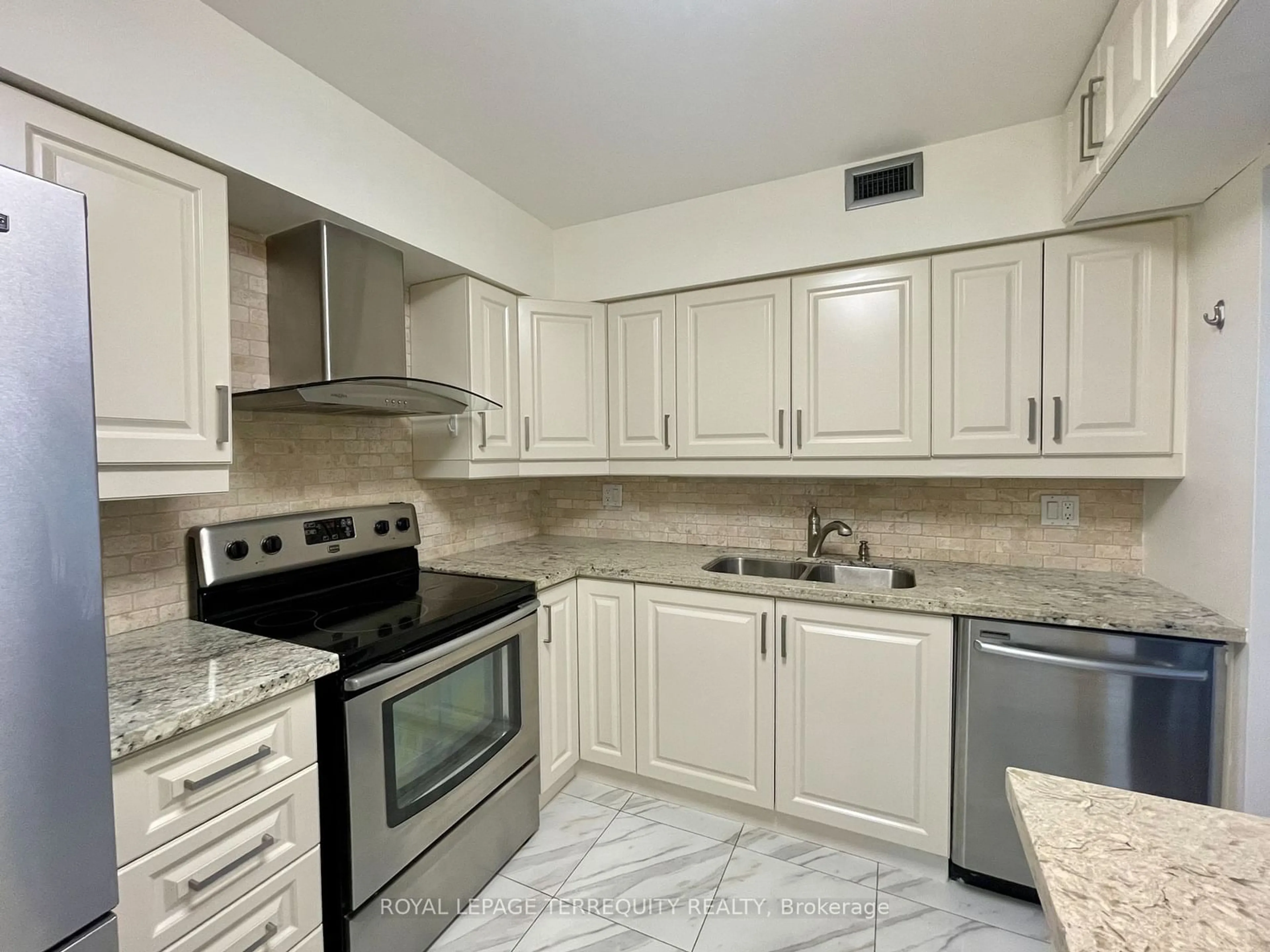 Standard kitchen, ceramic/tile floor for 30 Greenfield Ave #1105, Toronto Ontario M2N 6N3