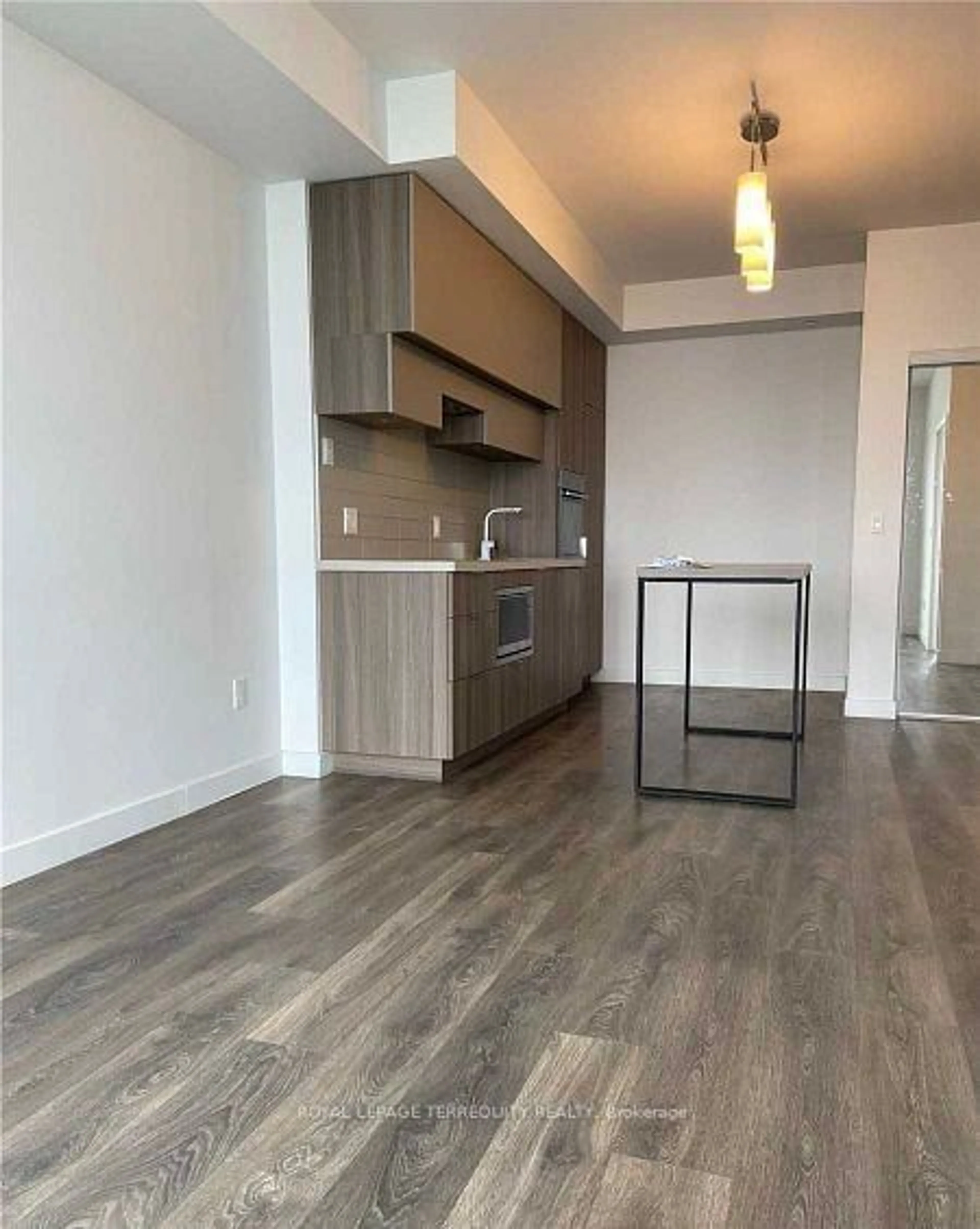 A pic of a room for 8 Eglinton Ave #3706, Toronto Ontario M4P 0C1