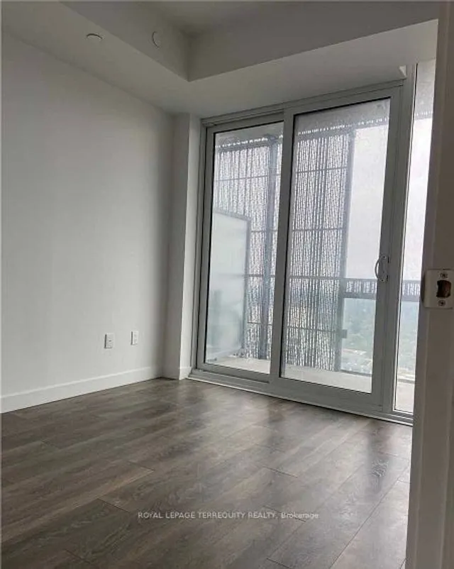Additional property image - 8 Eglinton Ave Unit 3706