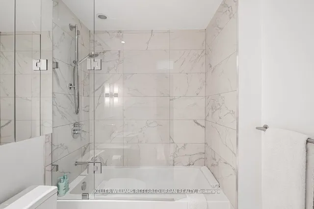 Additional property image - 161 Roehampton Ave Unit 4102