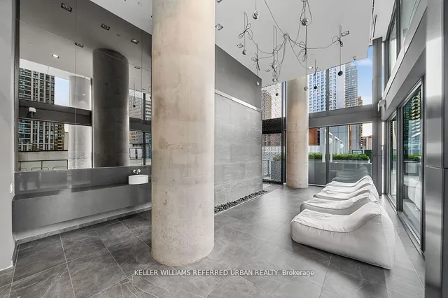 Additional property image - 161 Roehampton Ave Unit 4102