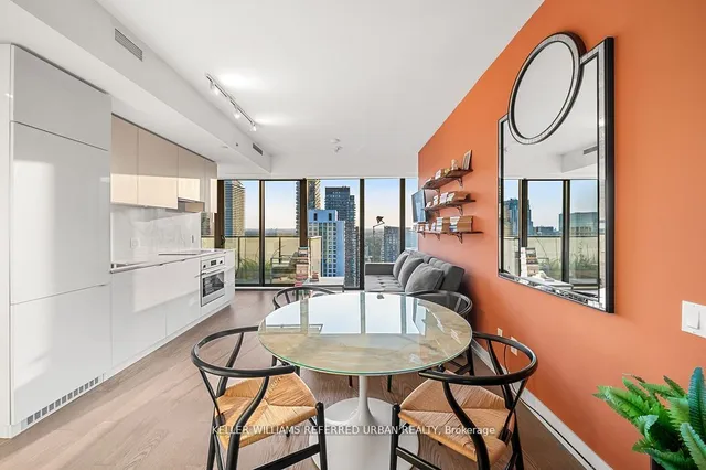Additional property image - 161 Roehampton Ave Unit 4102