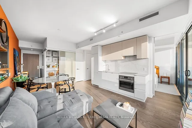 Additional property image - 161 Roehampton Ave Unit 4102
