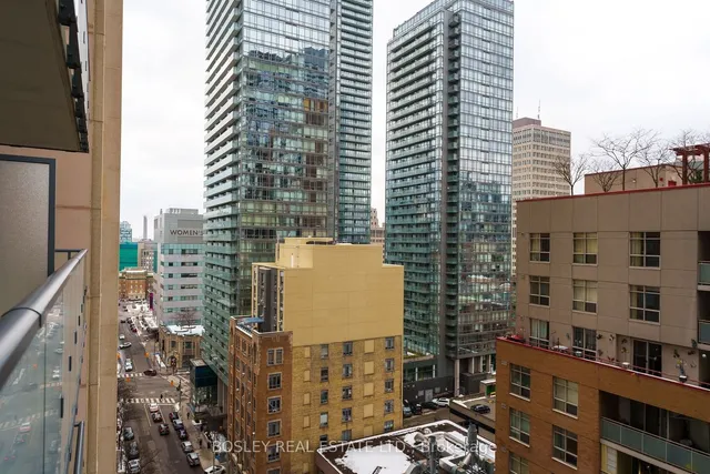 Additional property image - 15 Grenville St Unit 1206