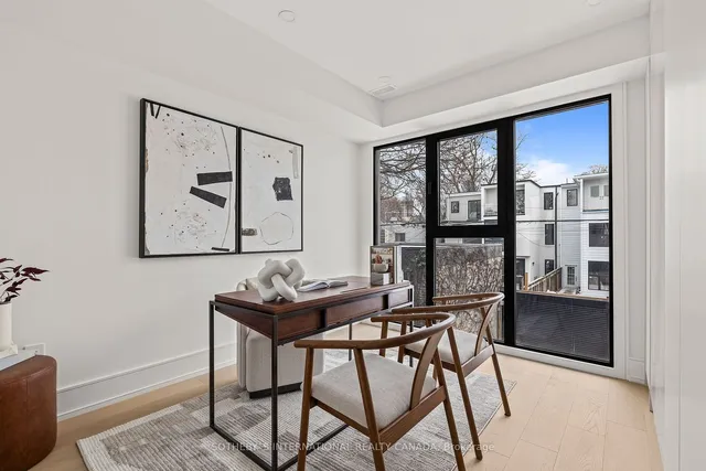 Additional property image - 121 Major St