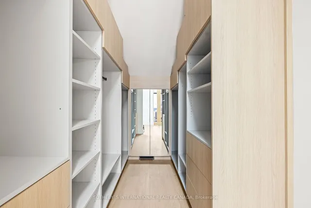 Additional property image - 121 Major St