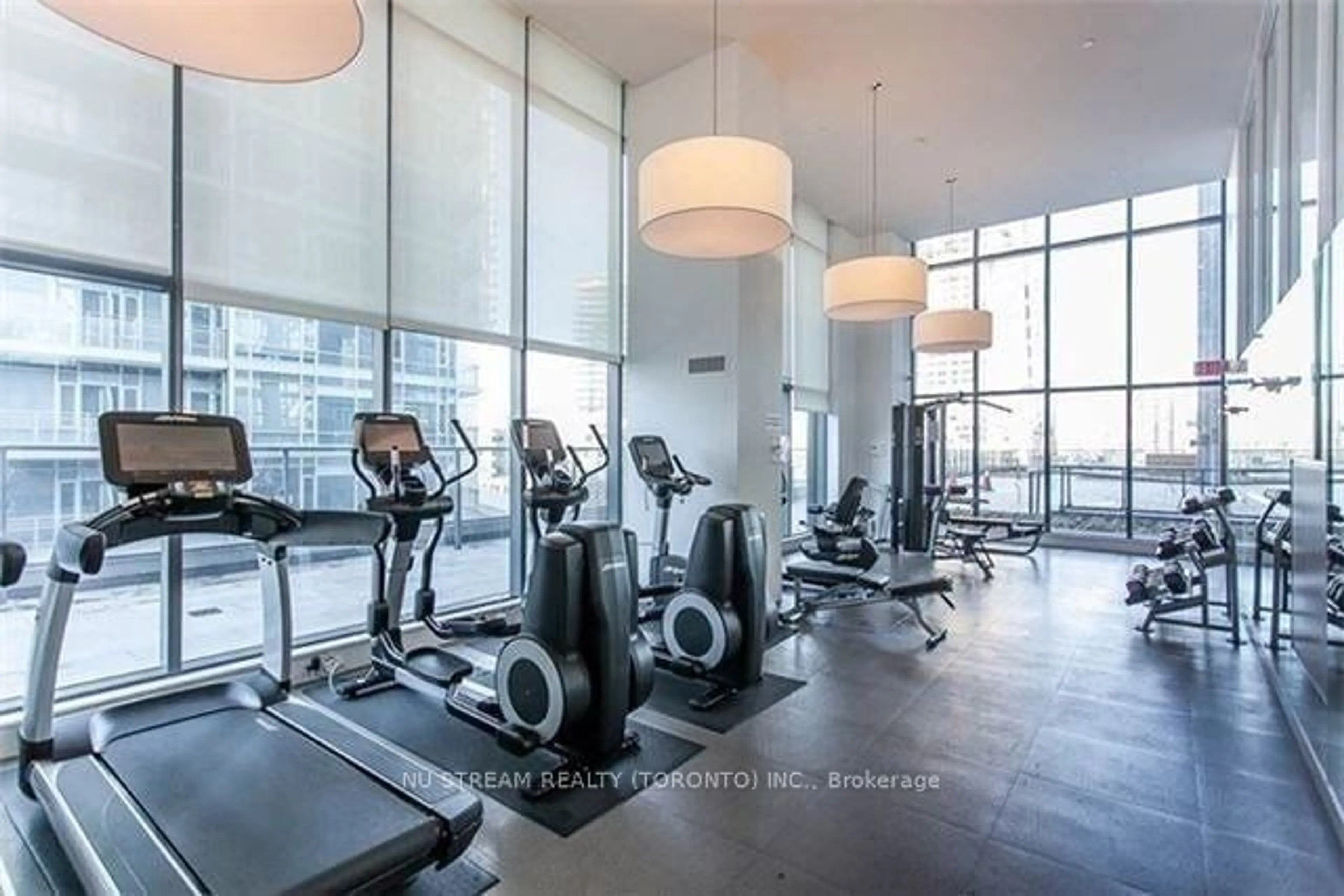 Gym or fitness room for 295 Adelaide St #3308, Toronto Ontario M5V 1P7