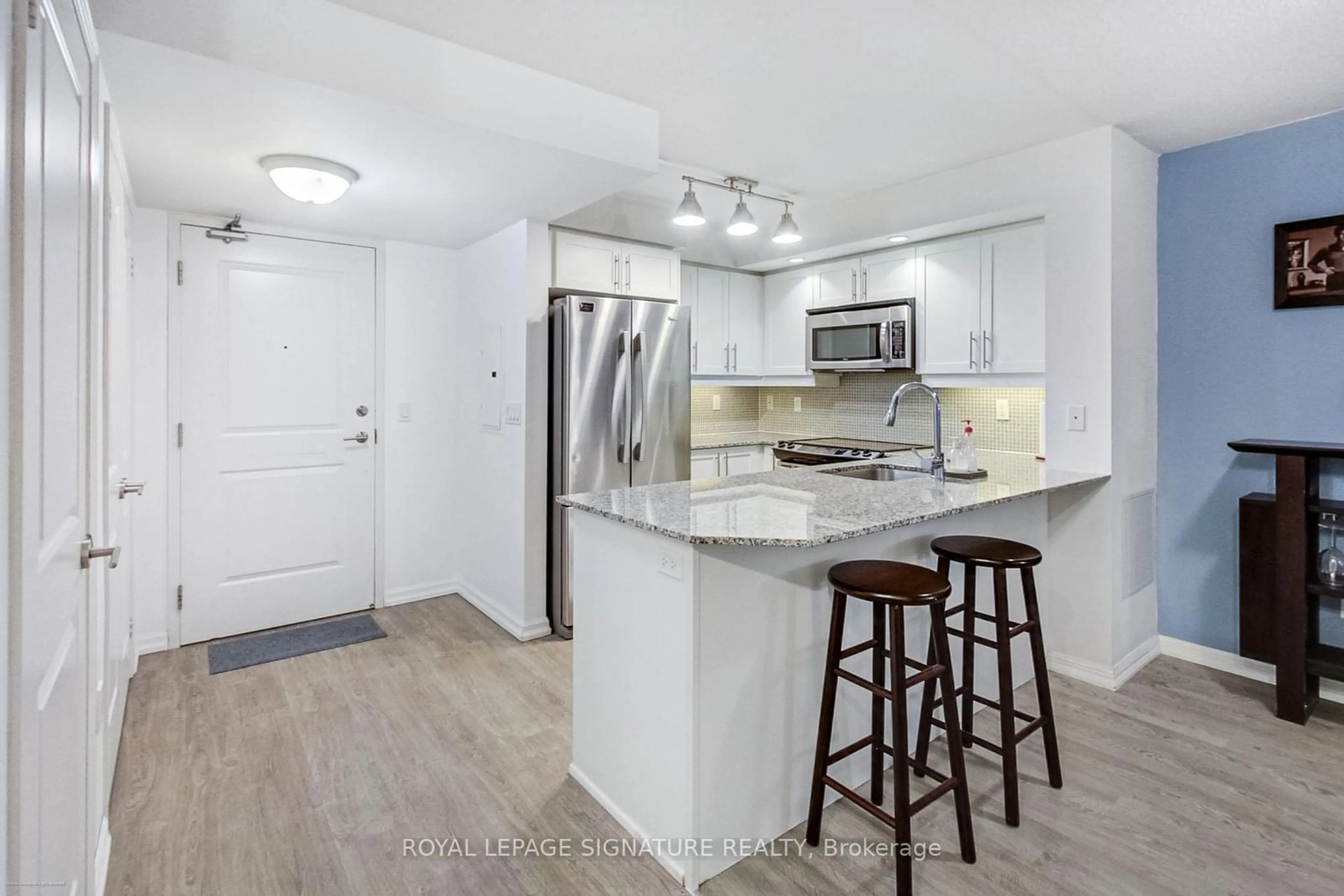 Open concept kitchen, unknown for 65 East Liberty St #408, Toronto Ontario M6K 3R2