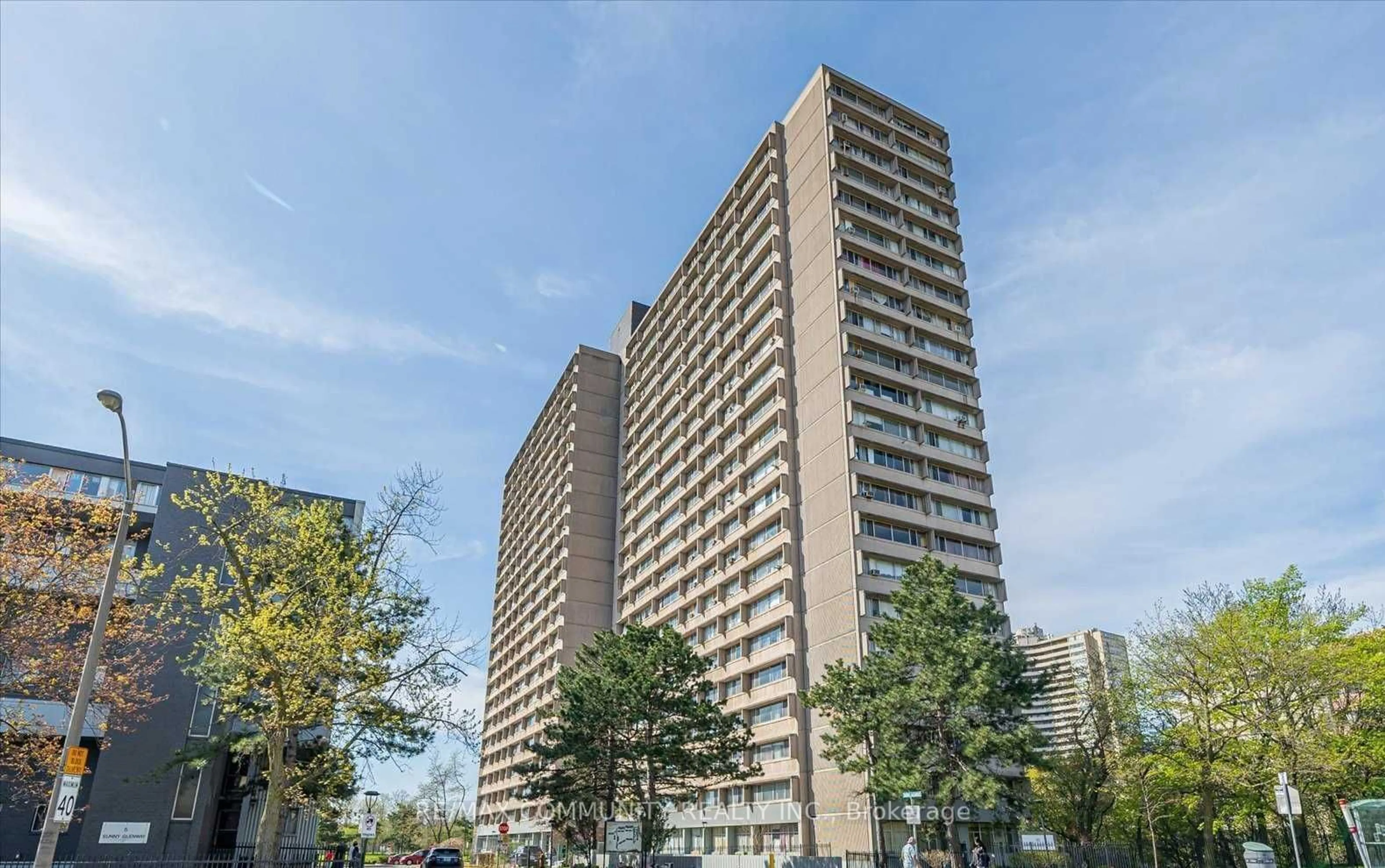 Unknown for 10 Sunny Glen Way #904, Toronto Ontario M3C 2Z3