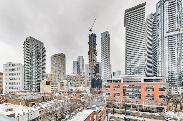 Additional property image - 30 Gloucester St Unit 1003