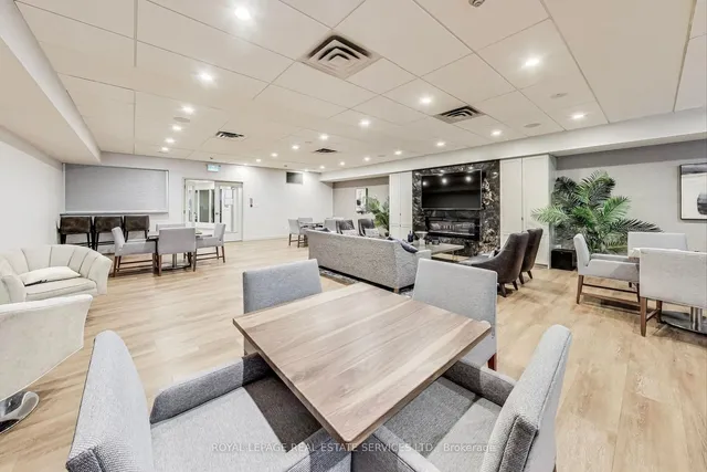 Additional property image - 30 Gloucester St Unit 1003