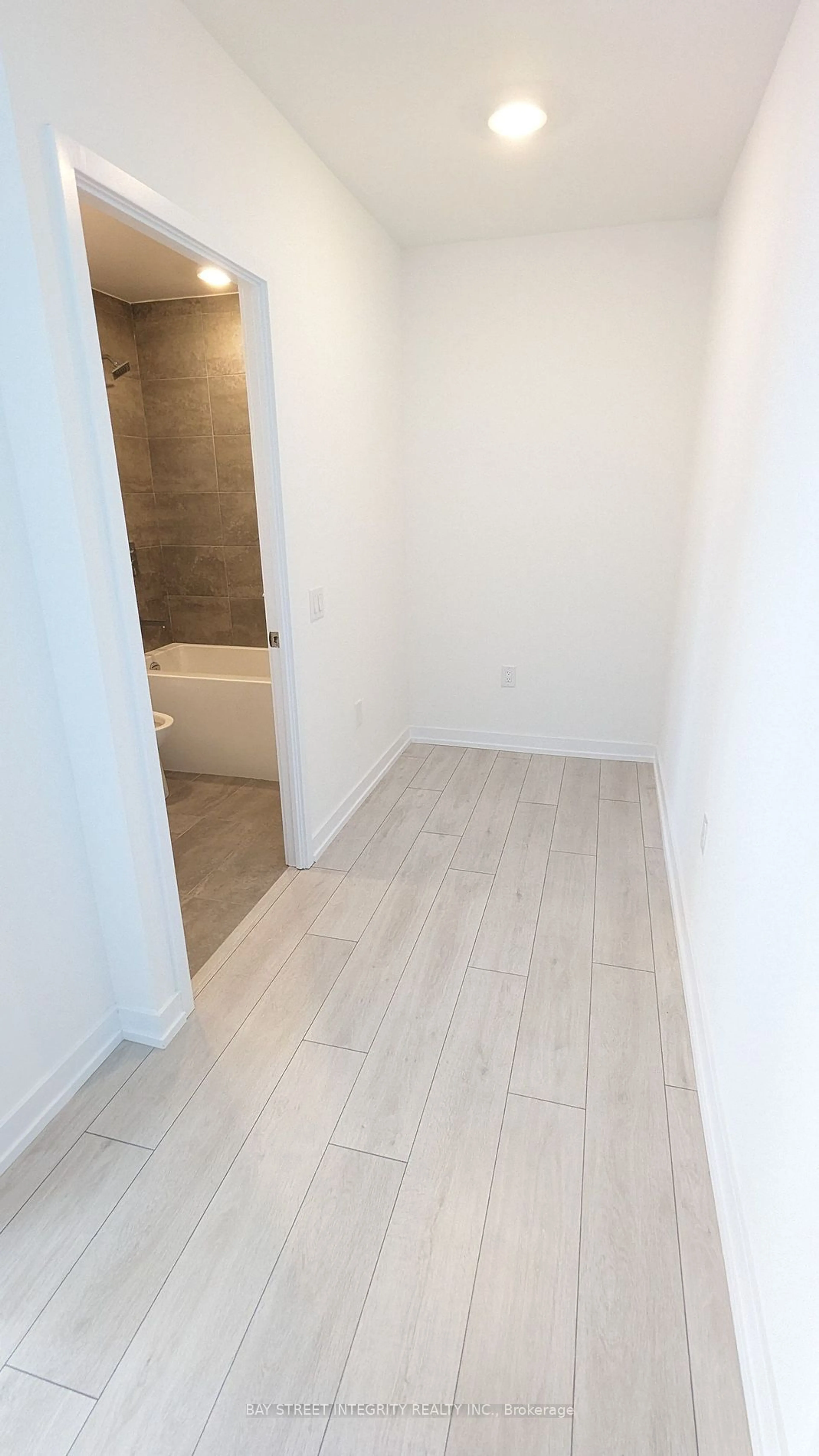 A pic of a room for 500 DUPONT St #503, Toronto Ontario M6G 1Y7